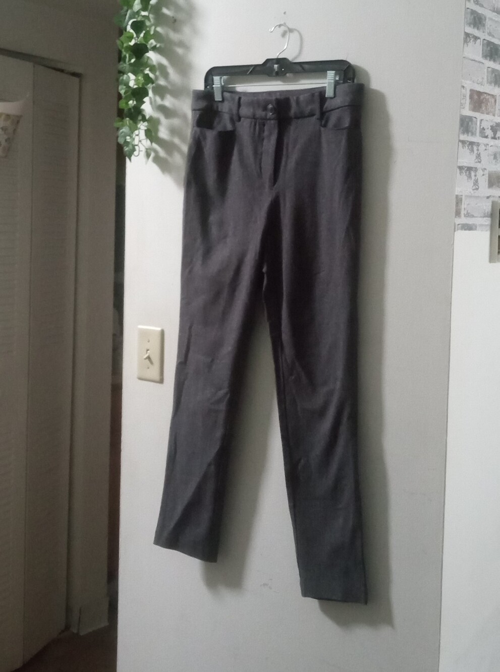 Black Charcoal Dress Pants Size 8 Curvy
